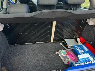 Second-hand Peugeot 206 75 CP (55 kW) 2000 Albastru Hatchback