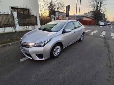 Second-hand Toyota Corolla 132 CP (97 kW) 2015 Berlinǎ