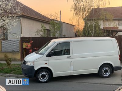 second-hand VW T5 61