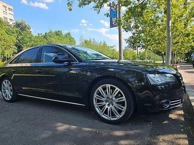 Audi A8L