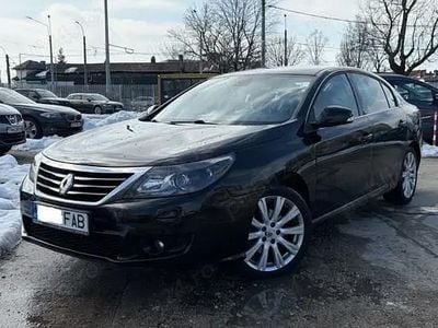 Second-hand Renault Latitude 150 CP (110 kW) 2011 Negru Berlinǎ