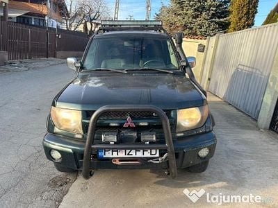 Utilizat 2000 Mitsubishi Pajero SUV | 2.800 EUR