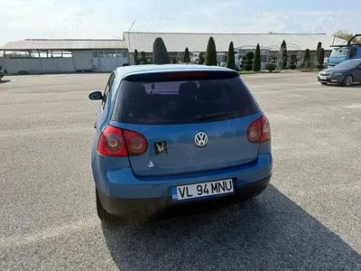 VW Golf V
