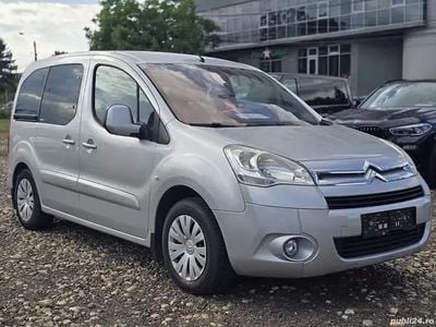 Utilizat 2008 Citroën Berlingo Monovolum | 3.100 EUR