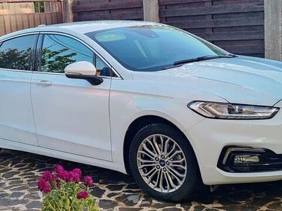 second-hand Ford Mondeo 2.0 HEV Titanium