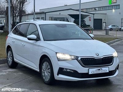 Second-hand Skoda Scala Ambition 110 CP (80 kW) 2022 Culoarealb Hatchback