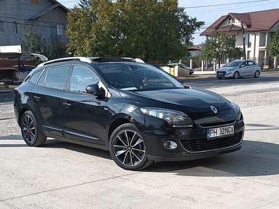 Culoarenegru Utilizat 2012 Renault Mégane GrandTour Bose Edition Break | 4.399 EUR (Preț bun)