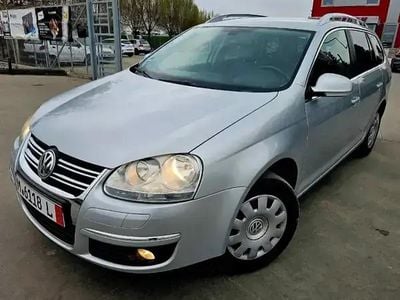 Gri Utilizat 2009 VW Golf VI Hatchback | 2.990 EUR (Preț bun)