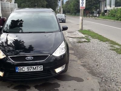 Second-hand Ford Galaxy 130 CP (95 kW) 2010 Negru Monovolum