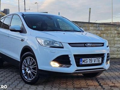 Second-hand Ford Kuga Titanium 150 CP (110 kW) 2013 Culoarealb SUV