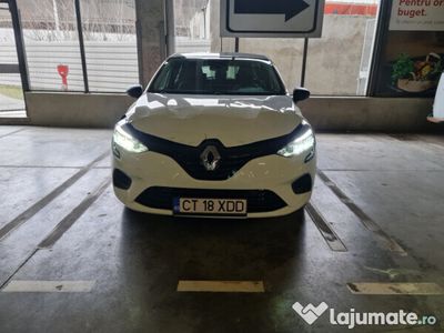 second-hand Renault Clio V 11/2022 avariat 950km