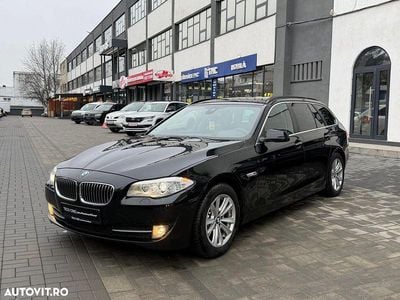 Culoarenegru Second-hand 2013 BMW 520 Sport Line Break | 8.890 EUR (Preț bun)