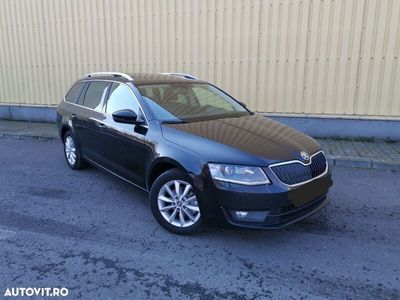 second-hand Skoda Octavia Combi 1.6 TDI Elegance DSG