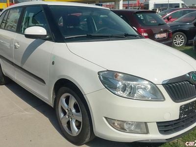 Second-hand Skoda Fabia 75 CP (55 kW) 2012 Alb Berlinǎ