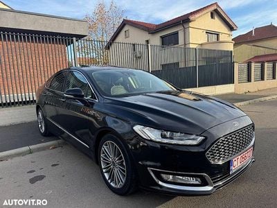 Culoarenegru Utilizat 2019 Ford Mondeo Vignale Berlinǎ | 17.800 EUR (Puțin scump)