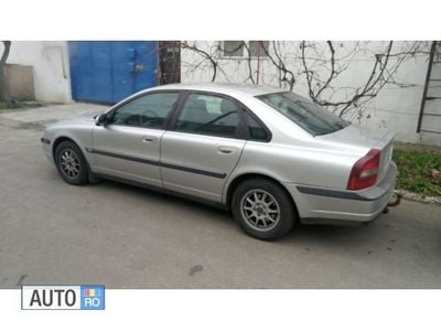 Second-hand Volvo S80 140 CP (102 kW) 2001 Berlinǎ