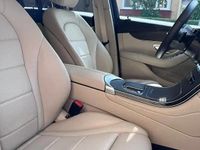 Second-hand Mercedes GLC200 194 CP (142 kW) 2021 SUV