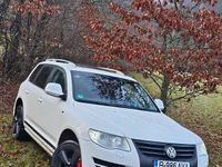 Second-hand VW Touareg Individual 225 CP (165 kW) 2008 Culoarealb SUV