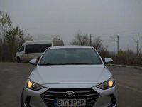 Second-hand Hyundai Elantra 128 CP (94 kW) 2018 Culoareargint Berlinǎ