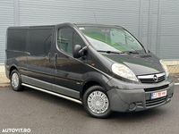 Second-hand Opel Vivaro 146 CP (107 kW) 2010 Culoarenegru Monovolum