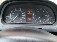 Second-hand Mercedes A180 Classic 109 CP (80 kW) 2005 Culoarenegru Hatchback