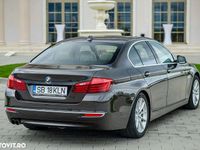 Second-hand BMW 530 Luxury Line 258 CP (189 kW) 2014 Culoaremaro Berlinǎ