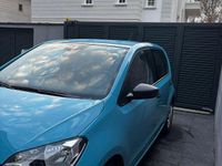 Second-hand VW e-up! 60 kW (82 CP) 2021 Culoarealbastru Hatchback