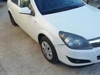 Second-hand Opel Astra 85 CP (62 kW) 2011 Alb Berlinǎ