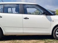 Second-hand Skoda Fabia Classic 60 CP (44 kW) 2011 Culoarealb Hatchback