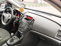 Second-hand Opel Astra 75 CP (55 kW) 2012 Break