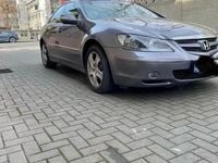 Second-hand Honda Legend 155 CP (114 kW) 2006 Berlinǎ