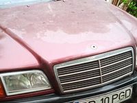 Second-hand Mercedes 190 122 CP (89 kW) 1993 Berlinǎ