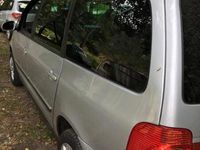 Second-hand VW Sharan 116 CP (85 kW) 2007 Gri Monovolum