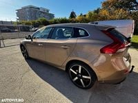 Second-hand Volvo V40 Inscription 150 CP (110 kW) 2016 Culoaremaro Hatchback