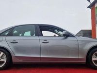 Second-hand Audi A4 120 CP (88 kW) 2009 Culoarealbastru Berlinǎ