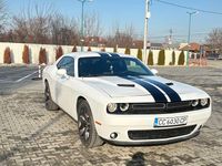 Second-hand Dodge Challenger 309 CP (227 kW) 2015 Culoarealb Coupe