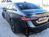 Second-hand BMW i5 250 kW (340 CP) 2024 Negru Berlinǎ