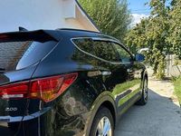 Second-hand Hyundai Santa Fe 200 CP (147 kW) 2018 Culoarenegru SUV