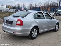 Second-hand Skoda Octavia Elegance 105 CP (77 kW) 2010 Culoareargint Berlinǎ