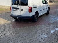 Second-hand VW Caddy 102 CP (75 kW) 2017 Culoarealb Monovolum
