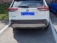 Second-hand Toyota RAV4 Luxury 222 CP (163 kW) 2022 Alb SUV