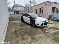 Second-hand Ford Focus Sport 125 CP (91 kW) 2011 Culoarealb Hatchback