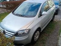 Second-hand VW Golf V 77 CP (56 kW) 2005 Argintiu Hatchback