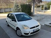 Second-hand Ford Fiesta 68 CP (50 kW) 2003 Alb Hatchback