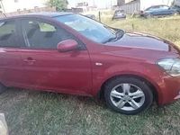 Second-hand Kia Ceed 116 CP (85 kW) 2010 Rosu Hatchback