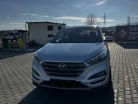Second-hand Hyundai Tucson 116 CP (85 kW) 2016 Gri SUV