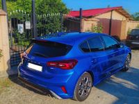 Second-hand Ford Focus ST-Line X 155 CP (114 kW) 2022 Culoarealbastru Hatchback