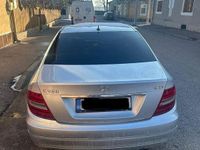 Second-hand Mercedes C220 Avantgarde Edition 170 CP (125 kW) 2012 Culoaregri Berlinǎ