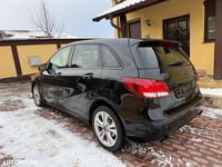 Second-hand Mercedes B180 90 CP (66 kW) 2015 Culoarenegru Monovolum