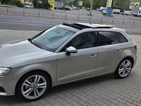 Second-hand Audi A3 S-Line 116 CP (85 kW) 2018 Culoarebej Berlinǎ